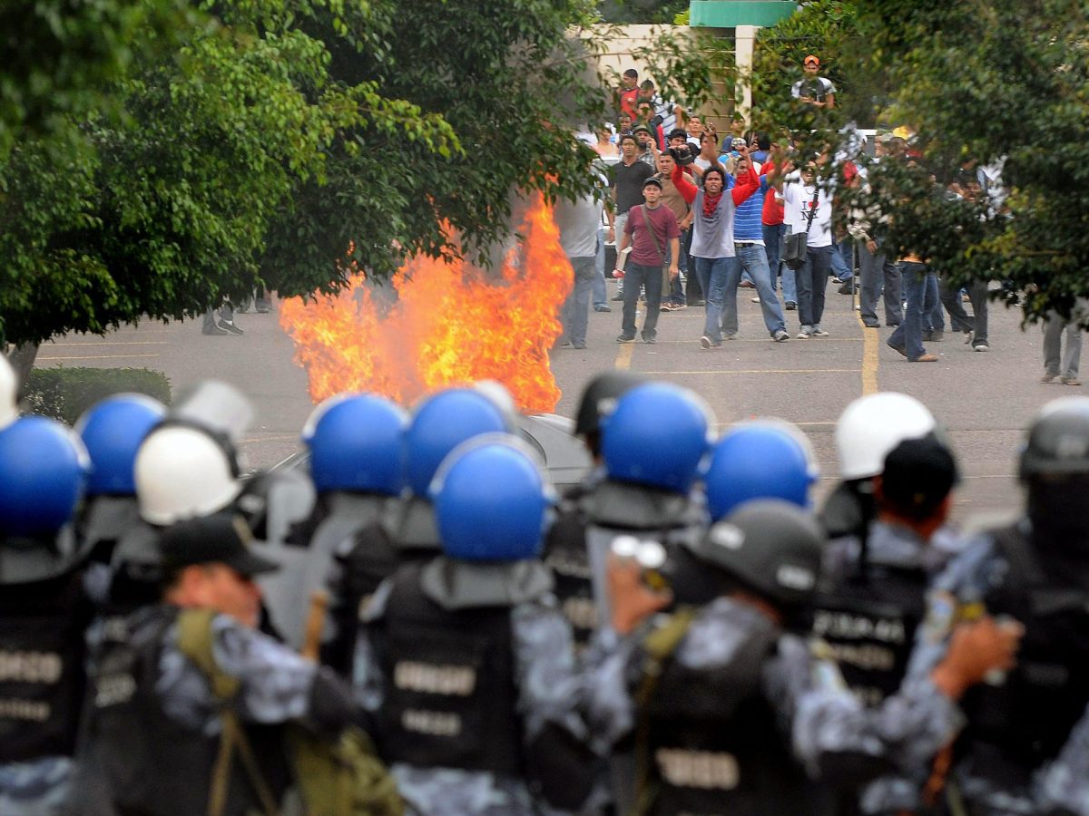 Honduras, 2009. La Resistencia | Under the Shadow, Episode 7, Part 1