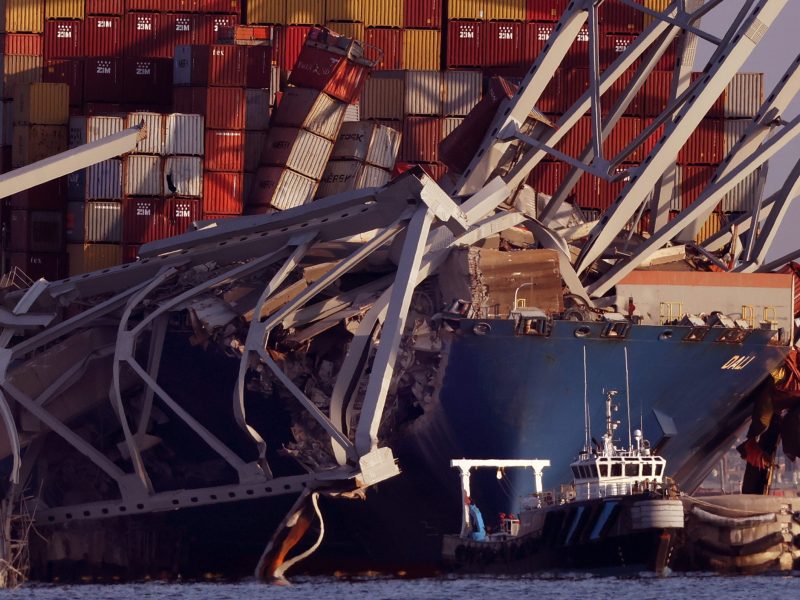 Wreckage from the Francis Scott Key Bridge rests on the Dali cargo ship on March 29, 2024 in Baltimore, Maryland. Photo by Kevin Dietsch/Getty Images