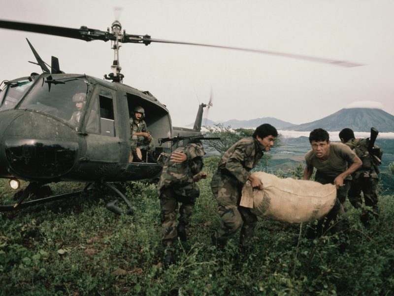 Salvadorian Soldiers Deliver Supplies in U.S. Made Helicopters